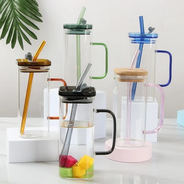 Beautiful Design High Quality Transparent drinking Glass with Straw
